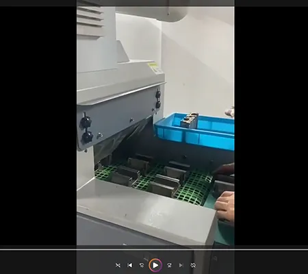 抚顺客户案例:导轨滑块喷砂机工作视频 抚顺客户案例:导轨滑块喷砂机工作视频
