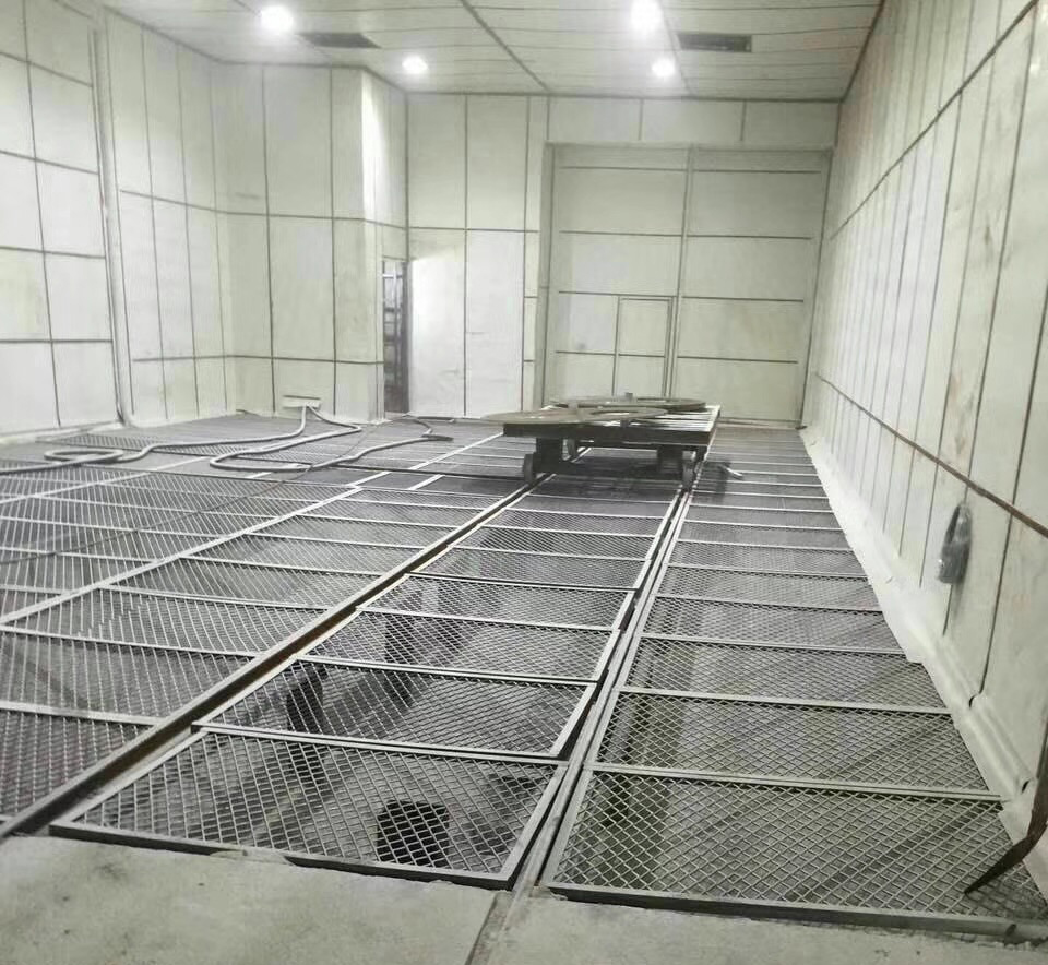 买球官网手机版喷砂房设备实拍图