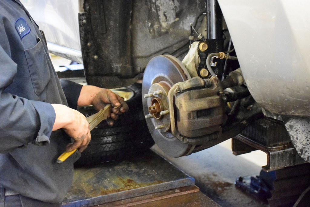 How To Maintain Braking System?