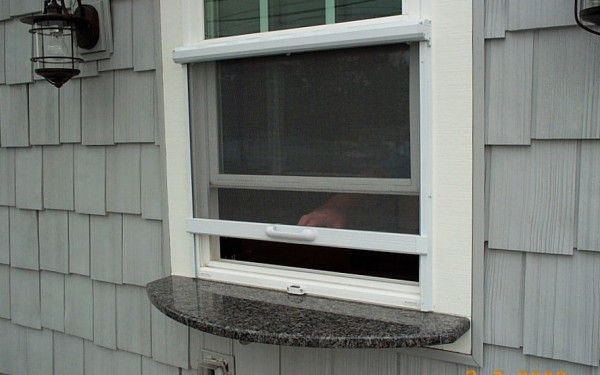 Get Advanced Retractable Window Screens That Matches Your Décor