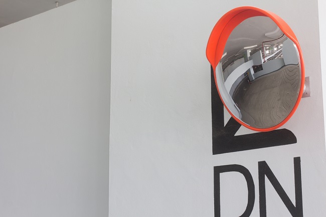 How To Use Convex Mirrors To Avoid Road Accidents?