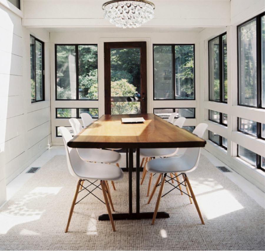 A Guide To Minimalist Design & Pulling A Room Together