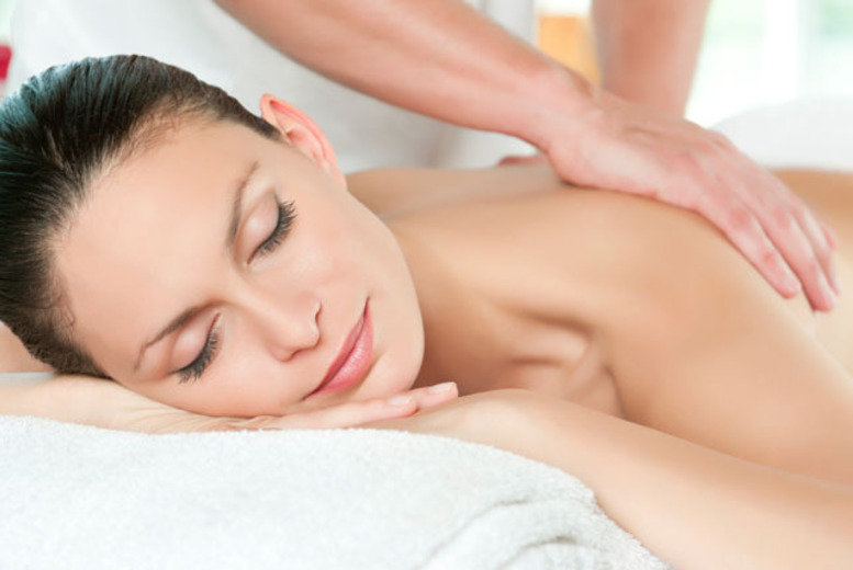 What Is The Difference Between A Sports Massage And Physiotherapy Treatment?