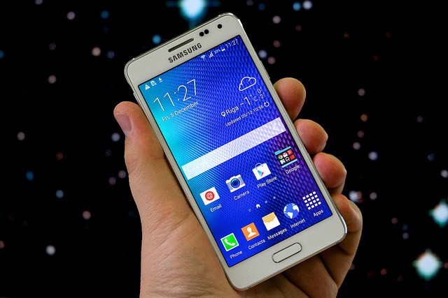 5 Best Selling Mobile Phones Of All Time