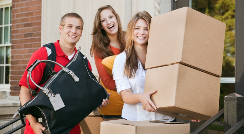 5 Helpful Dorm Room Shopping Tips