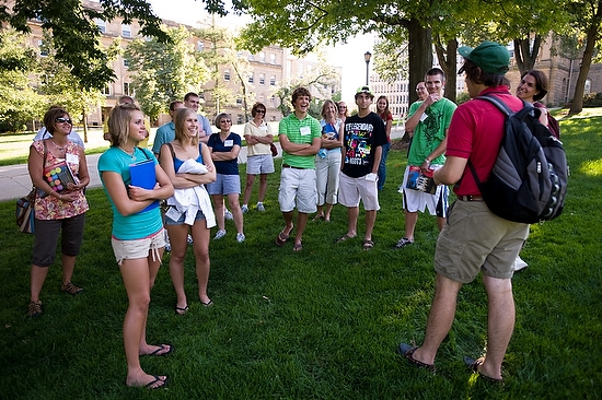 5 Things You Should Do During A College Campus Visit