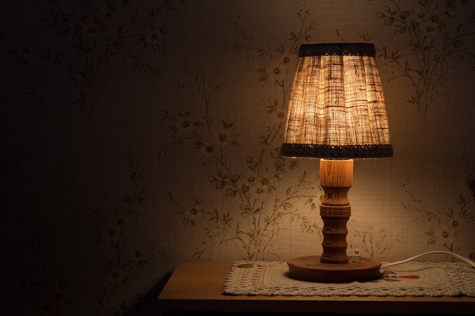 night-table-lamp-843461_960_720