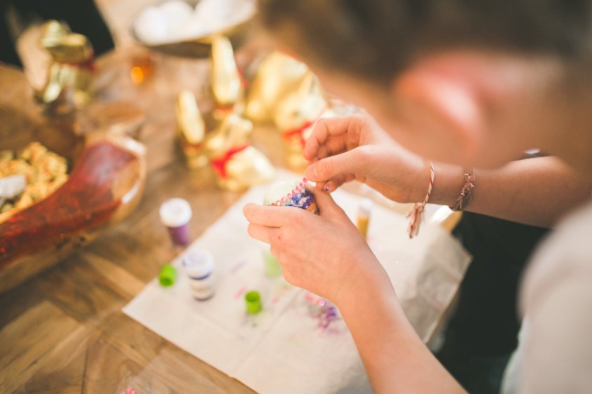 4 Simple DIY Projects To Keep The Holidays In Your Home