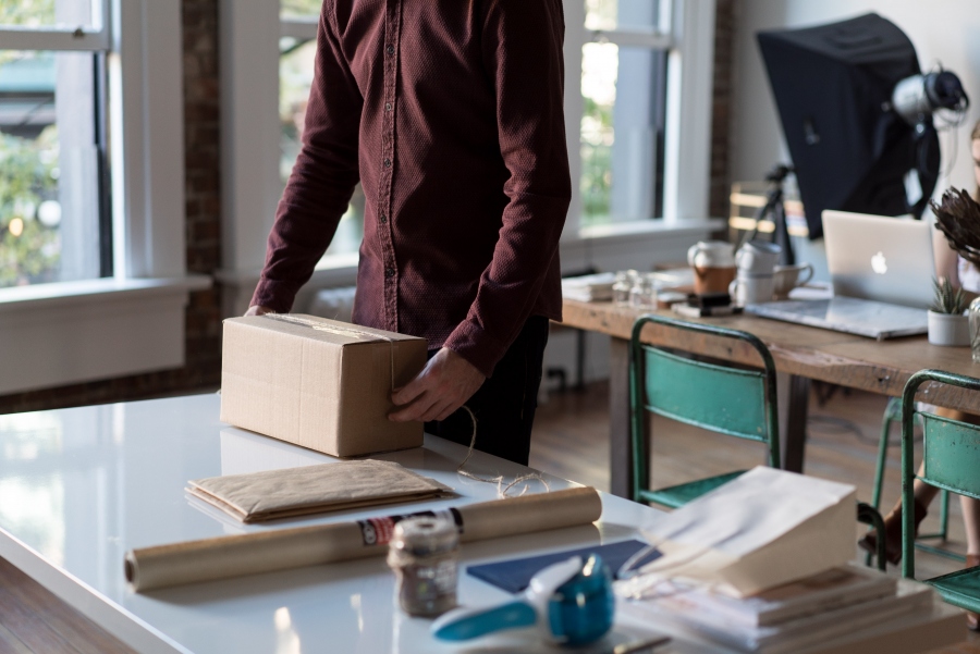 4 Tips For New Business Owners To Handle Shipping and Supply